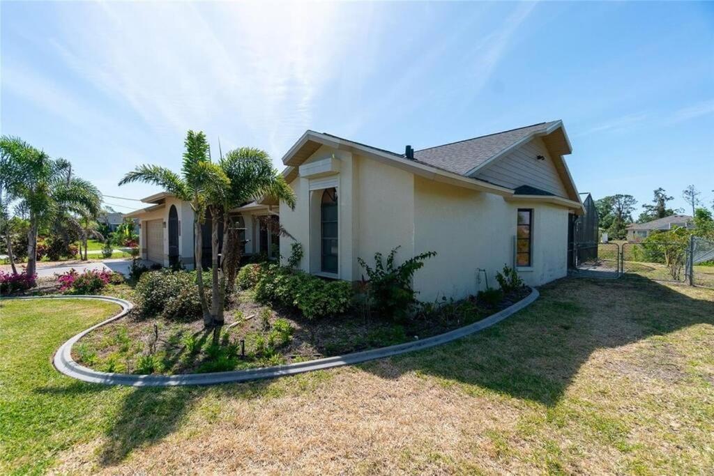 Seabreeze 3-Bedroom Pool Villa Close To The Beach!!! بورت شارلوت المظهر الخارجي الصورة